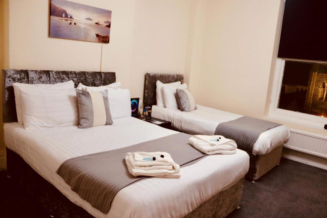 חלנדודנו The New Alexandra Hotel מראה חיצוני תמונה