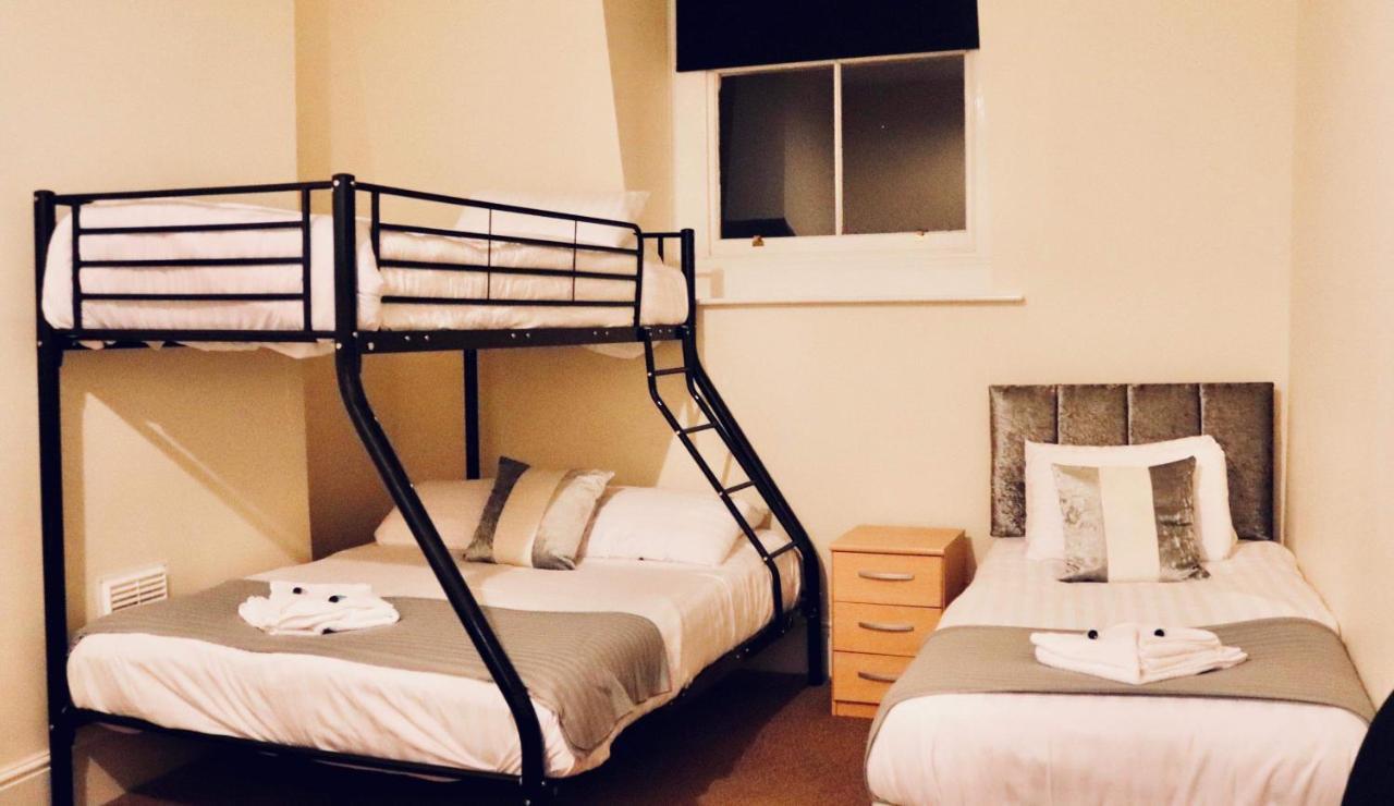 חלנדודנו The New Alexandra Hotel מראה חיצוני תמונה