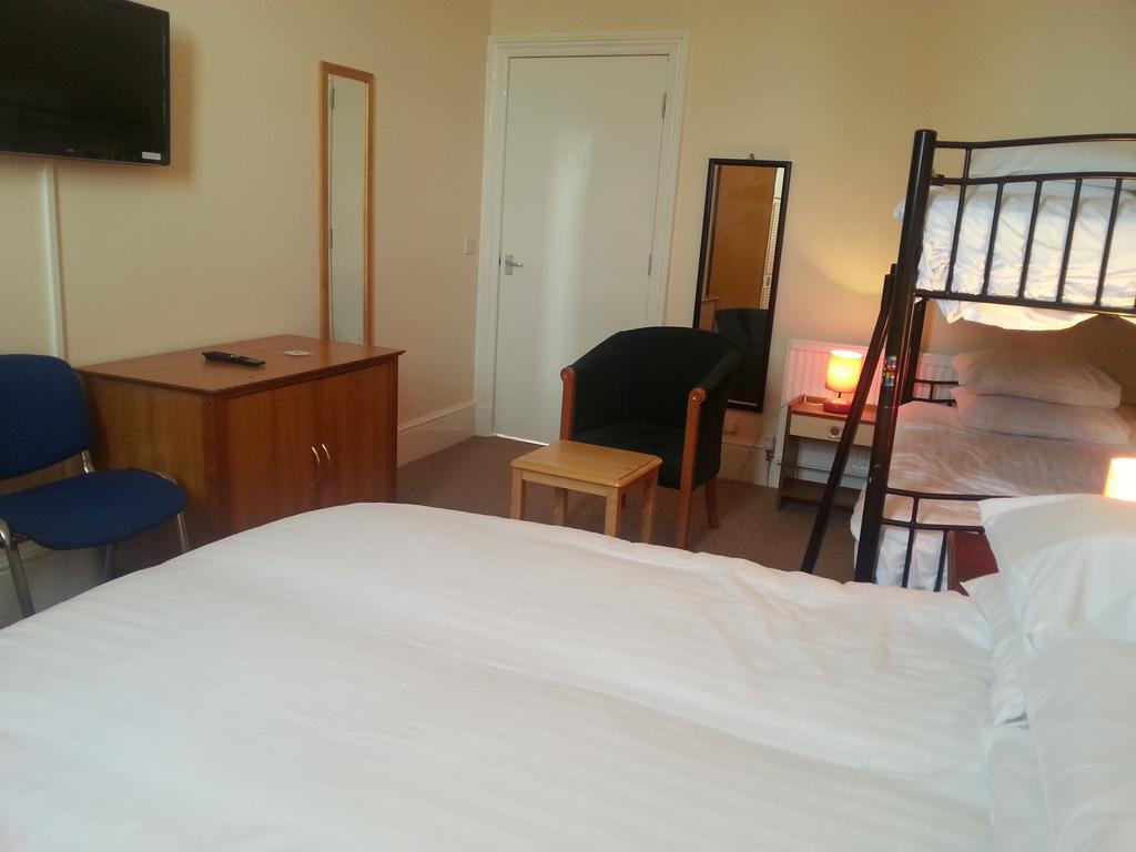חלנדודנו The New Alexandra Hotel מראה חיצוני תמונה